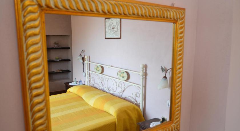 Agrestis Domus Guest House San Giovanni a Piro Cameră foto