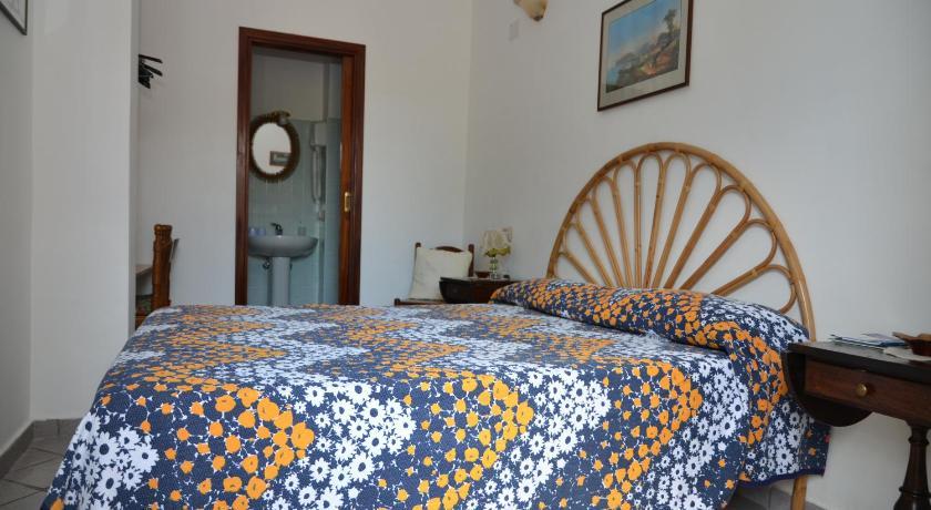 Agrestis Domus Guest House San Giovanni a Piro Cameră foto